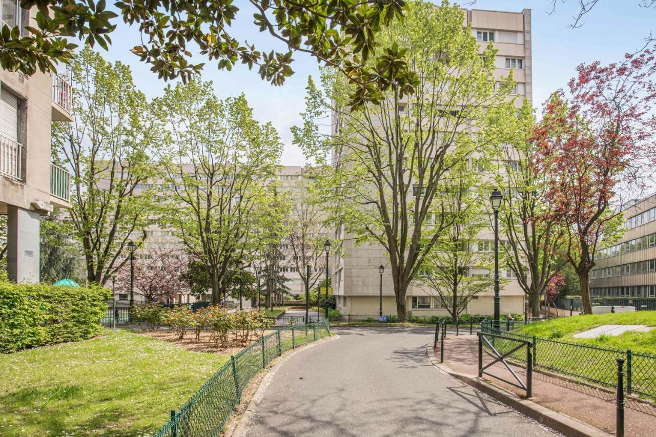 Апартаменты Bright Flat With Balcony Near La Defense And Paris - Welkeys Пюто Экстерьер фото